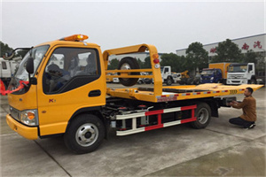 西城区哪里有拖车服务