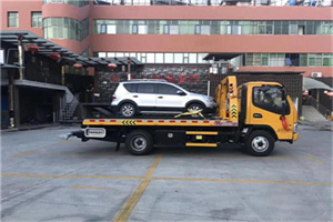 西城区附近汽车拖车电话